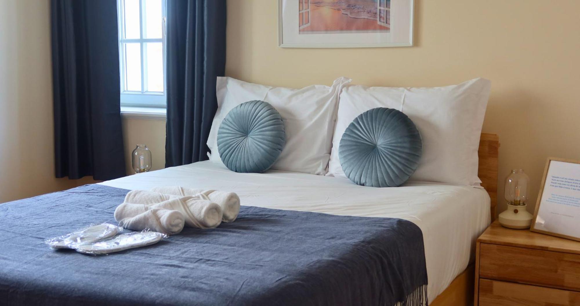 Art 4 You Carcavelos Suites מראה חיצוני תמונה