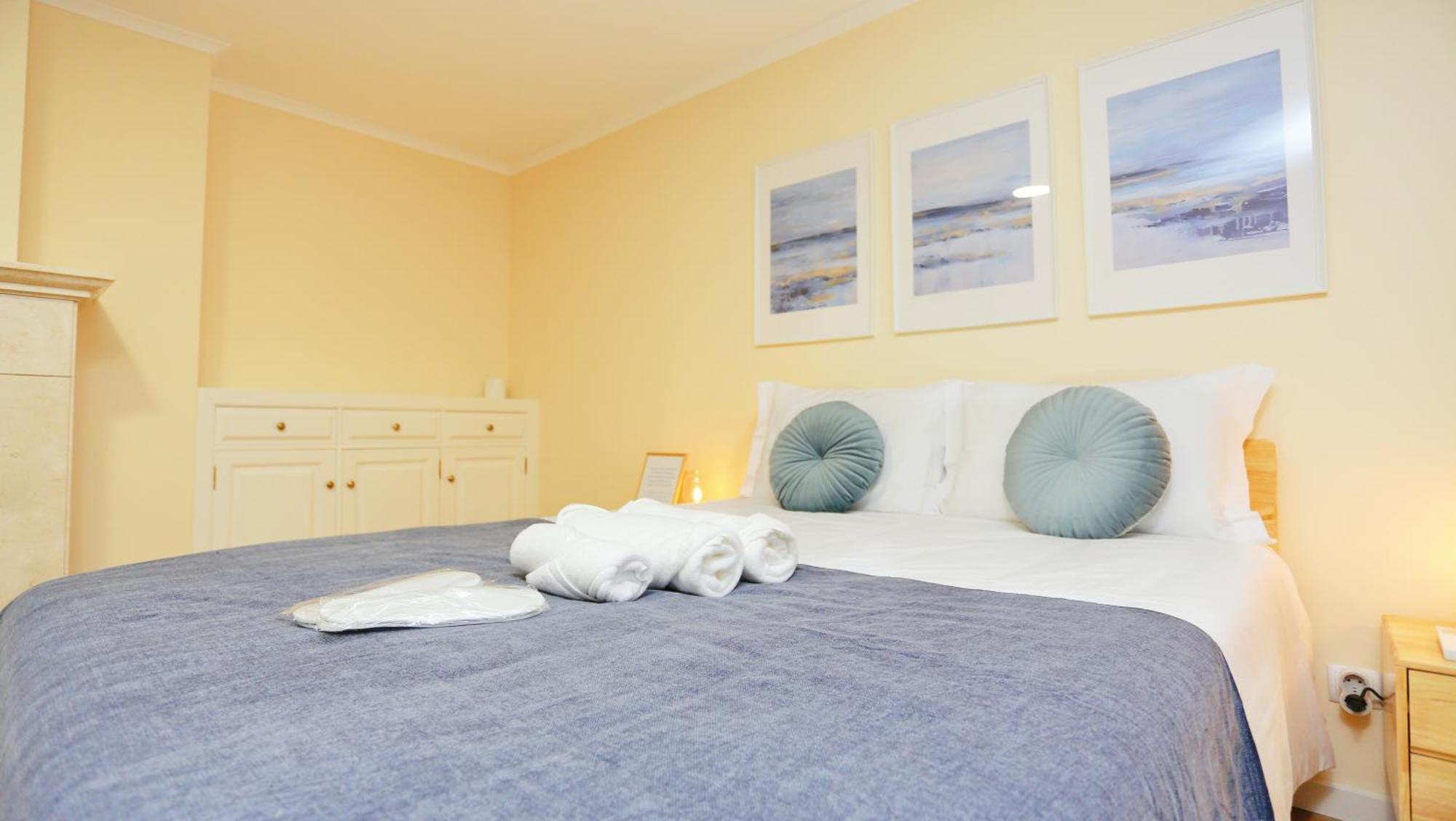 Art 4 You Carcavelos Suites מראה חיצוני תמונה