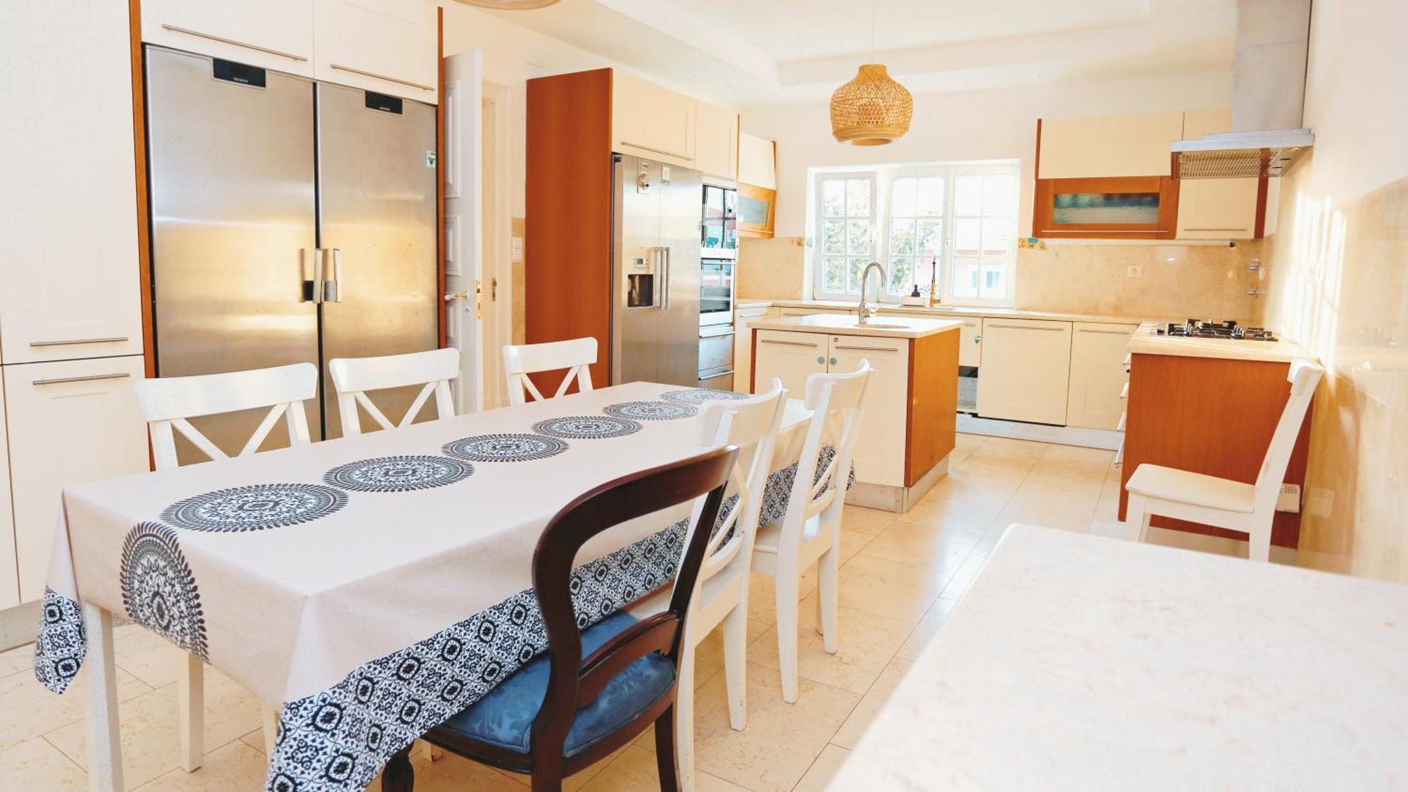 Art 4 You Carcavelos Suites מראה חיצוני תמונה